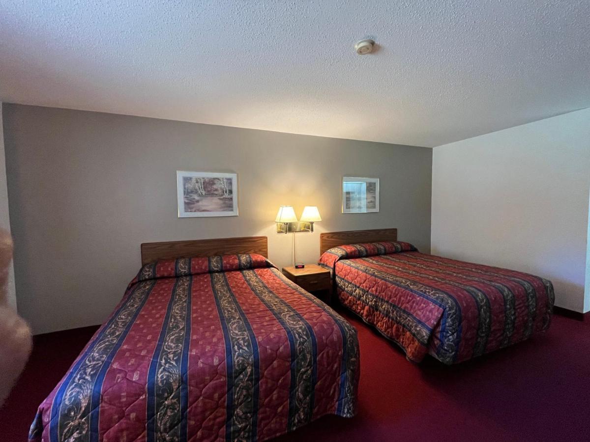Boulder Bear Motor Lodge Boulder Junction Eksteriør billede