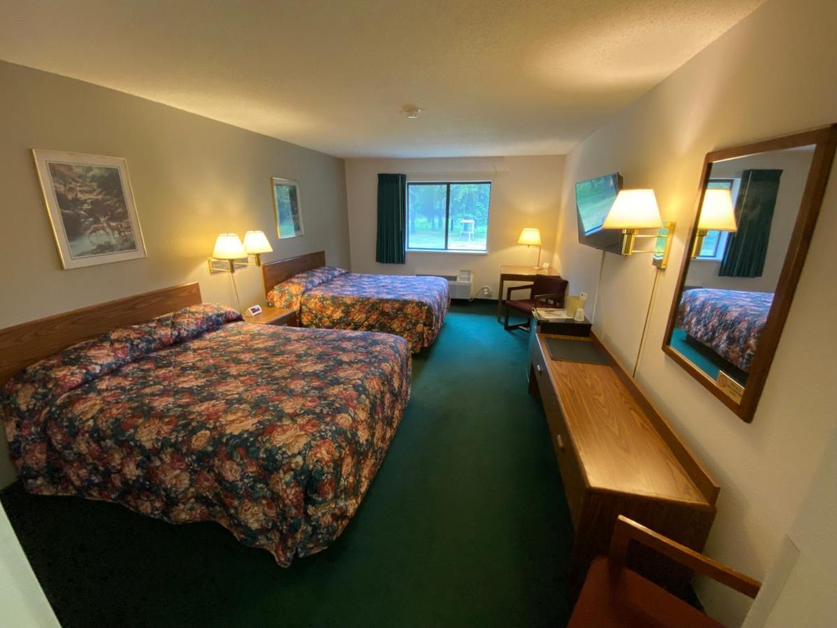Boulder Bear Motor Lodge Boulder Junction Eksteriør billede