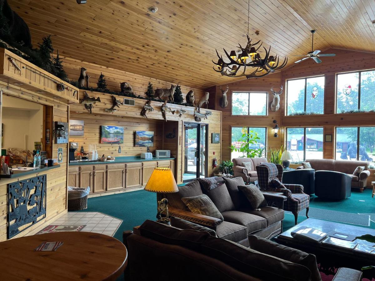 Boulder Bear Motor Lodge Boulder Junction Eksteriør billede
