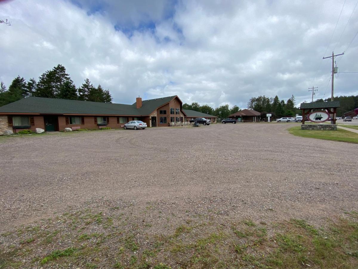 Boulder Bear Motor Lodge Boulder Junction Eksteriør billede