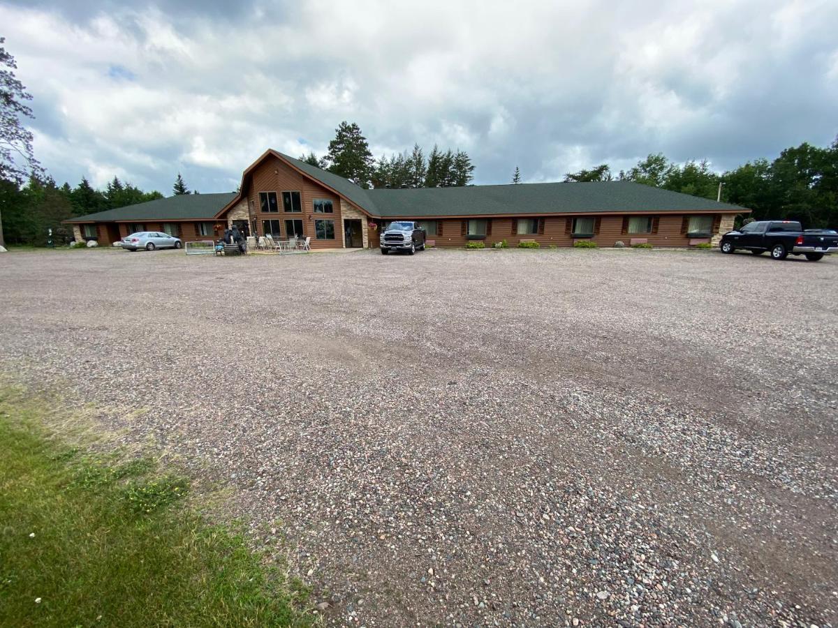 Boulder Bear Motor Lodge Boulder Junction Eksteriør billede