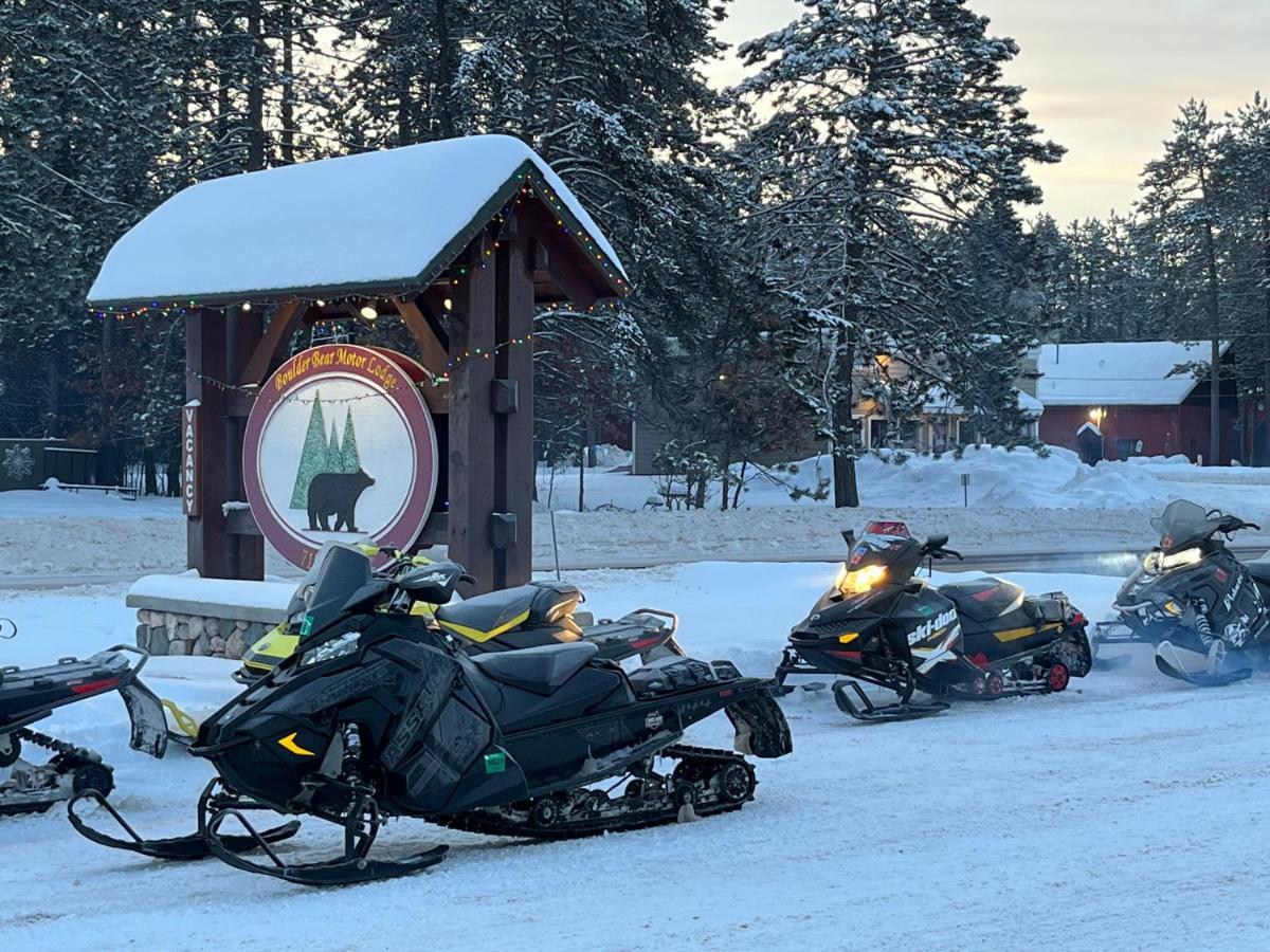 Boulder Bear Motor Lodge Boulder Junction Eksteriør billede