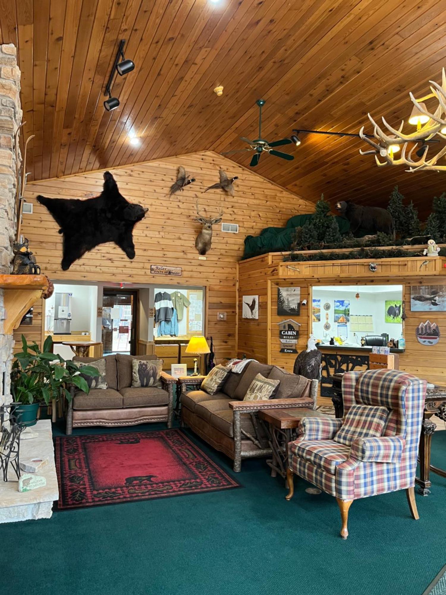 Boulder Bear Motor Lodge Boulder Junction Eksteriør billede